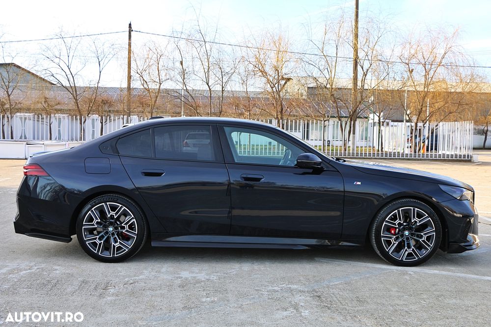 BMW Seria 5 520d Aut. - 25