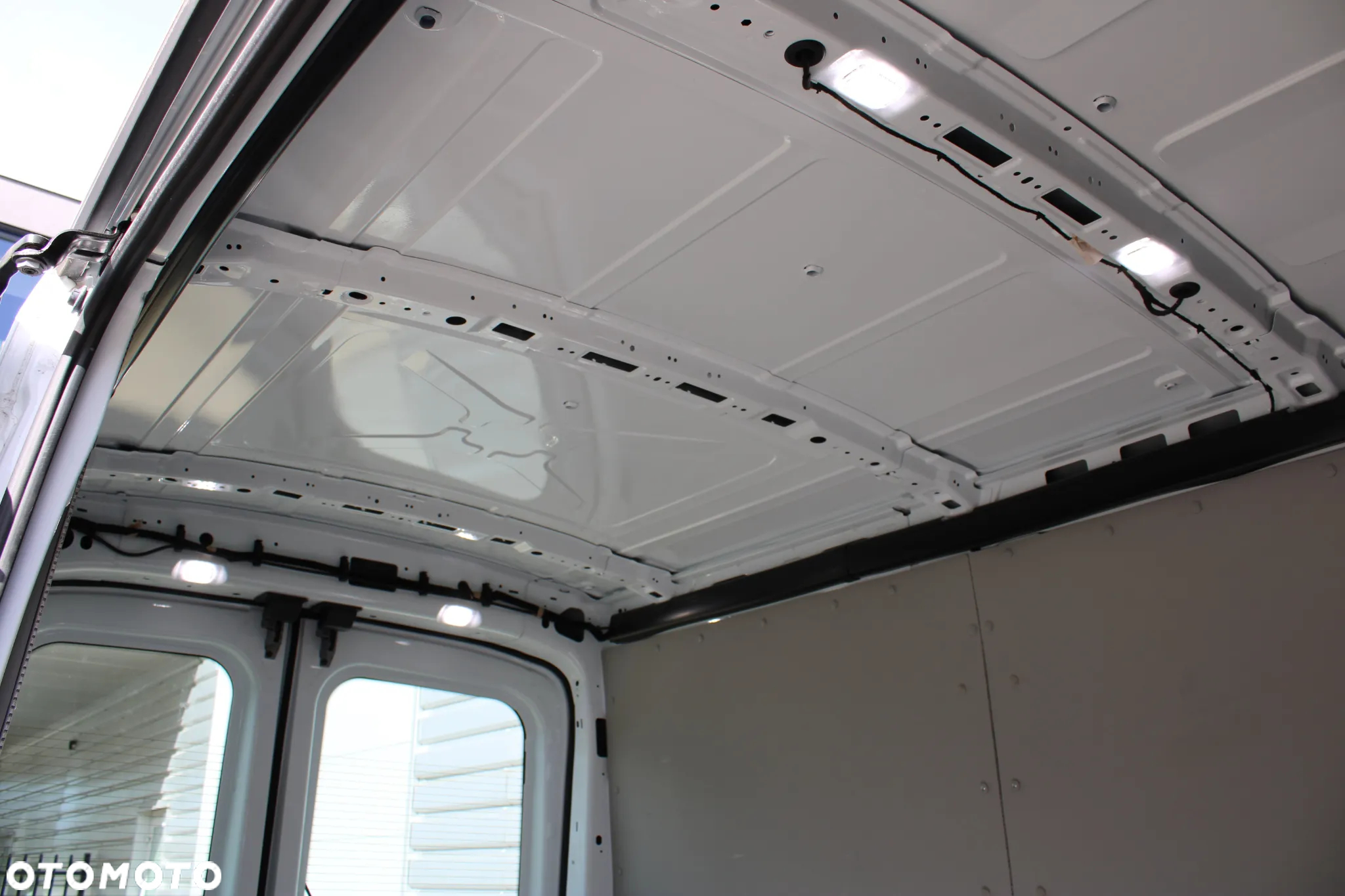Ford Transit Trend - 7