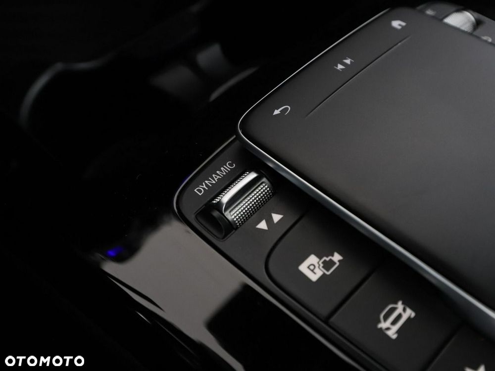 Mercedes-Benz CLA 200 d 8G-DCT AMG Line - 35