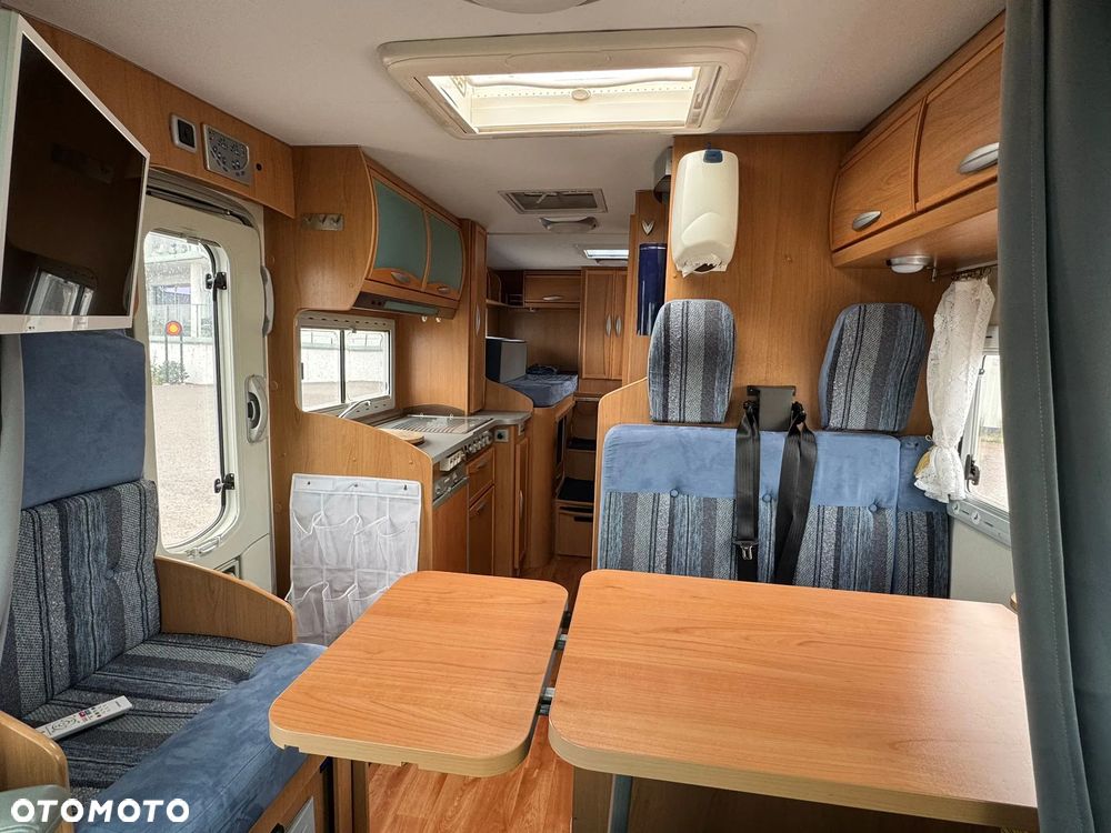 Renault Riviera CI85P - 12