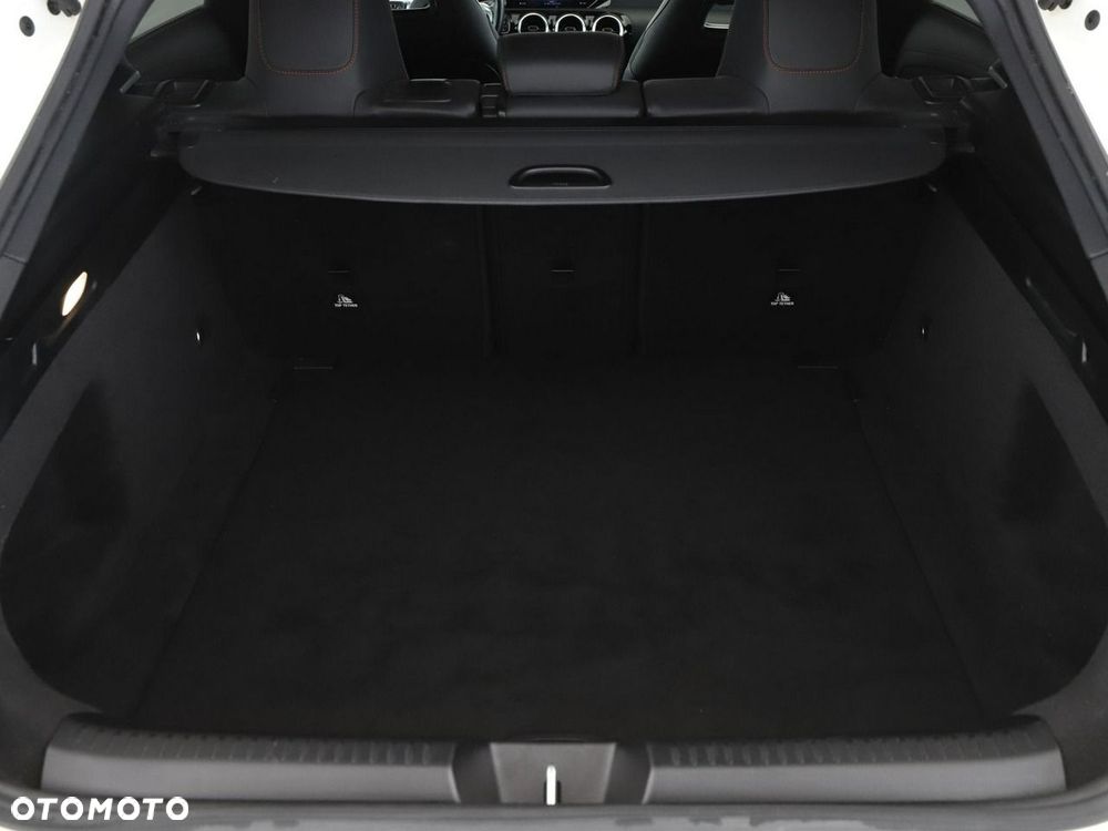Mercedes-Benz CLA 200 d 8G-DCT AMG Line - 21