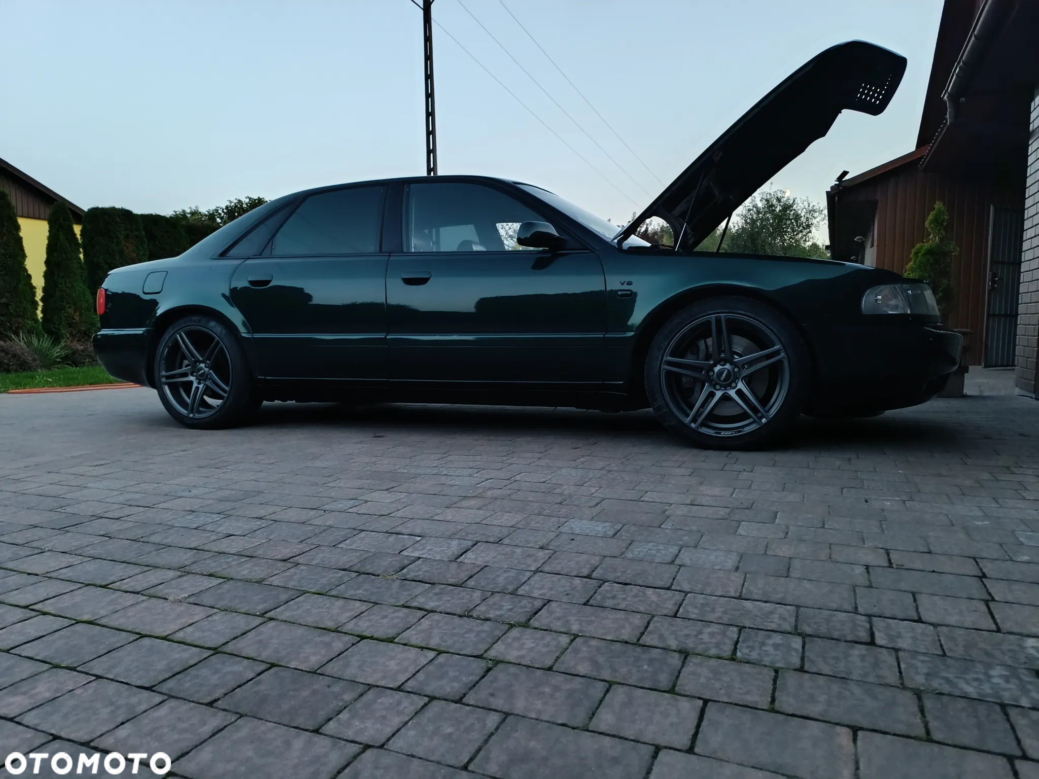 Audi A8 4.2 Quattro - 7