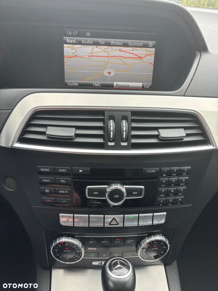 Mercedes-Benz Klasa C 250 CDI DPF Automatik BlueEFFICIENCY Avantgarde - 23