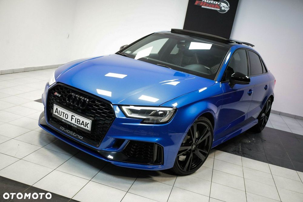 Audi RS3 Limousine - 2