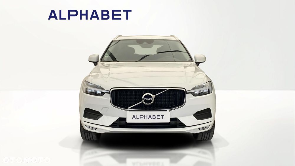 Volvo XC 60 B4 D AWD Momentum Pro - 8
