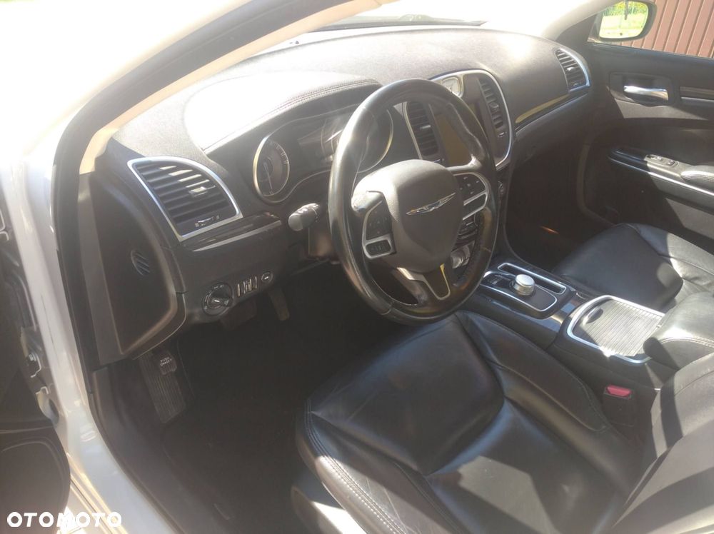 Chrysler 300 - 10