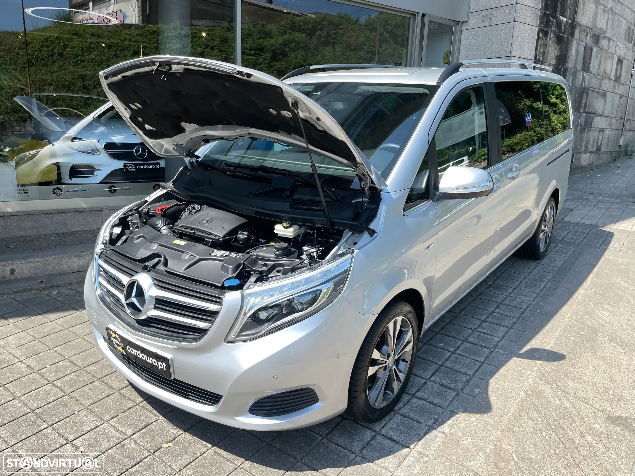 Mercedes-Benz V 250 d - 35