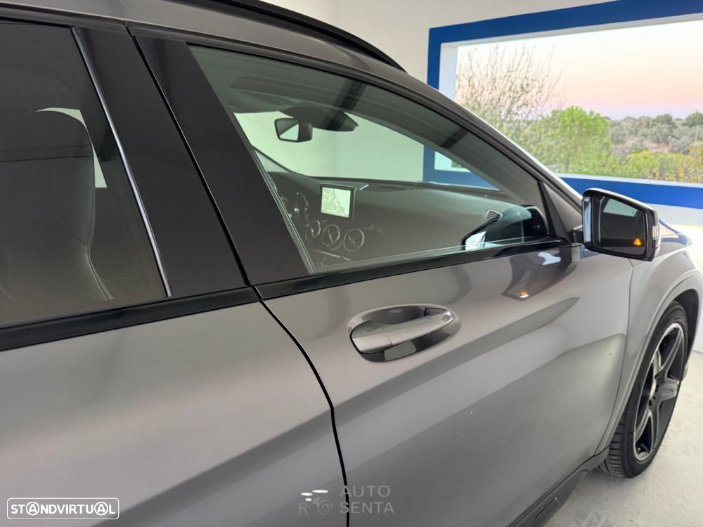 Mercedes-Benz GLA 220 CDi AMG Line 4-Matic - 10