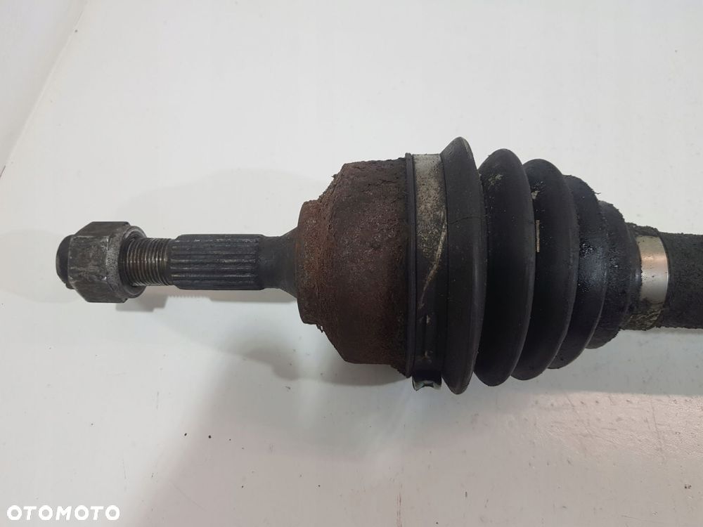 półoś prawa peugeot 207 lift citroen eur 1.4b - 2