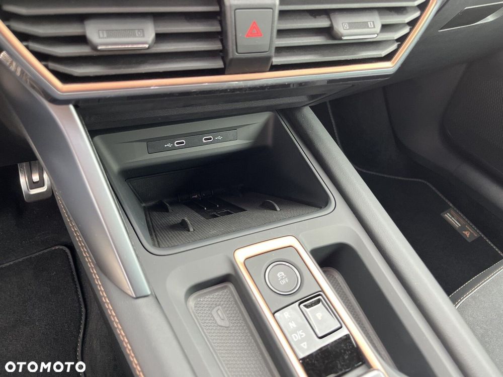 Cupra Leon 1.5 eTSI DSG - 27