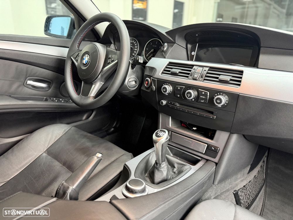 BMW 520 d Touring - 25