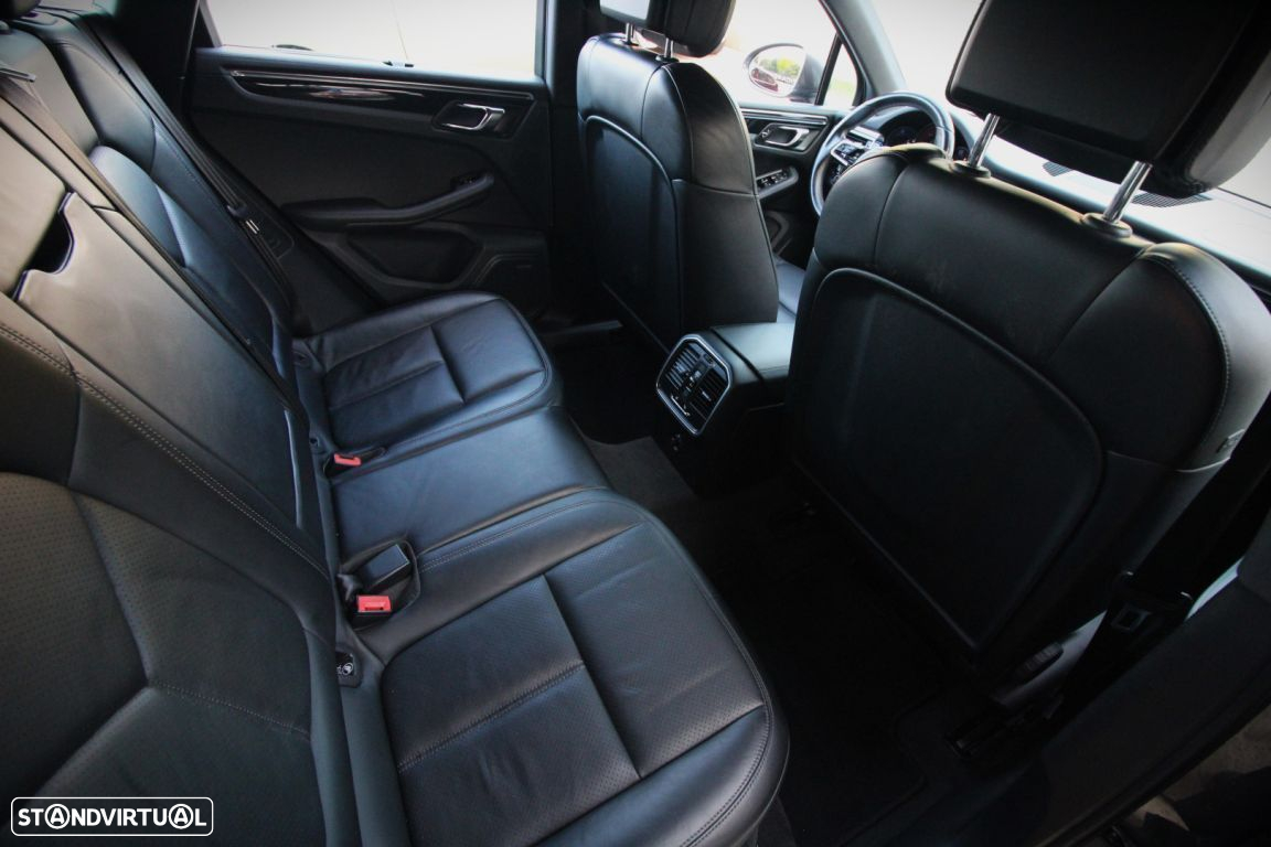 Porsche Macan S - 22