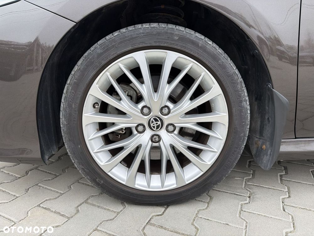 Toyota Camry 2.5 Hybrid Executive CVT - 26