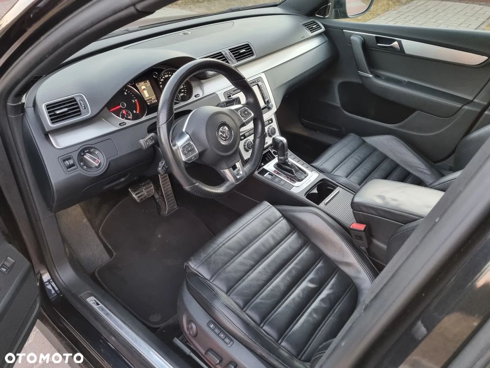 Volkswagen Passat 2.0 TDI 4Mot Highline DSG - 8