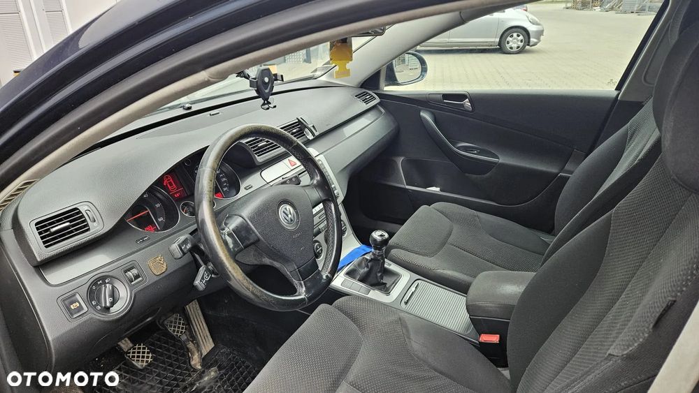 Volkswagen Passat 2.0 TDI DPF Comfortline - 5