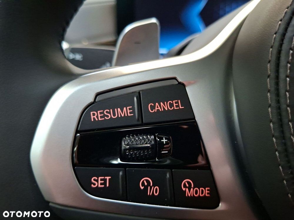BMW X7 - 30