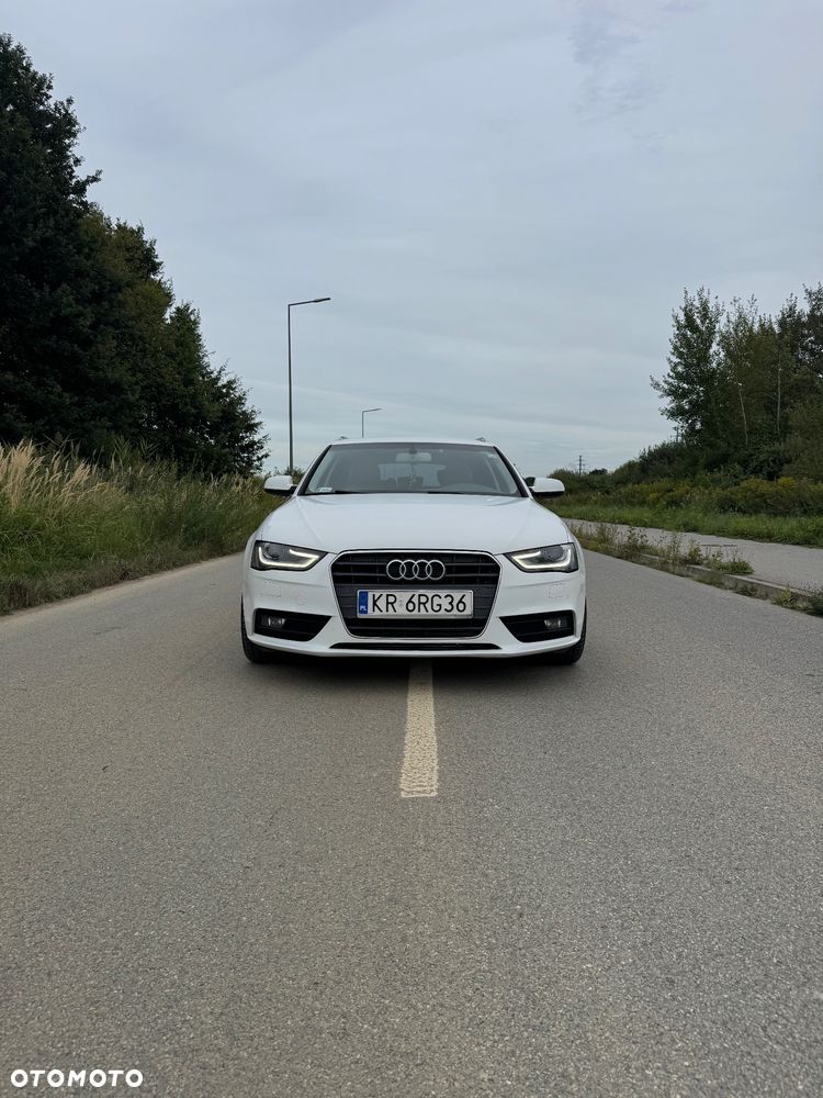 Audi A4 Avant - 11