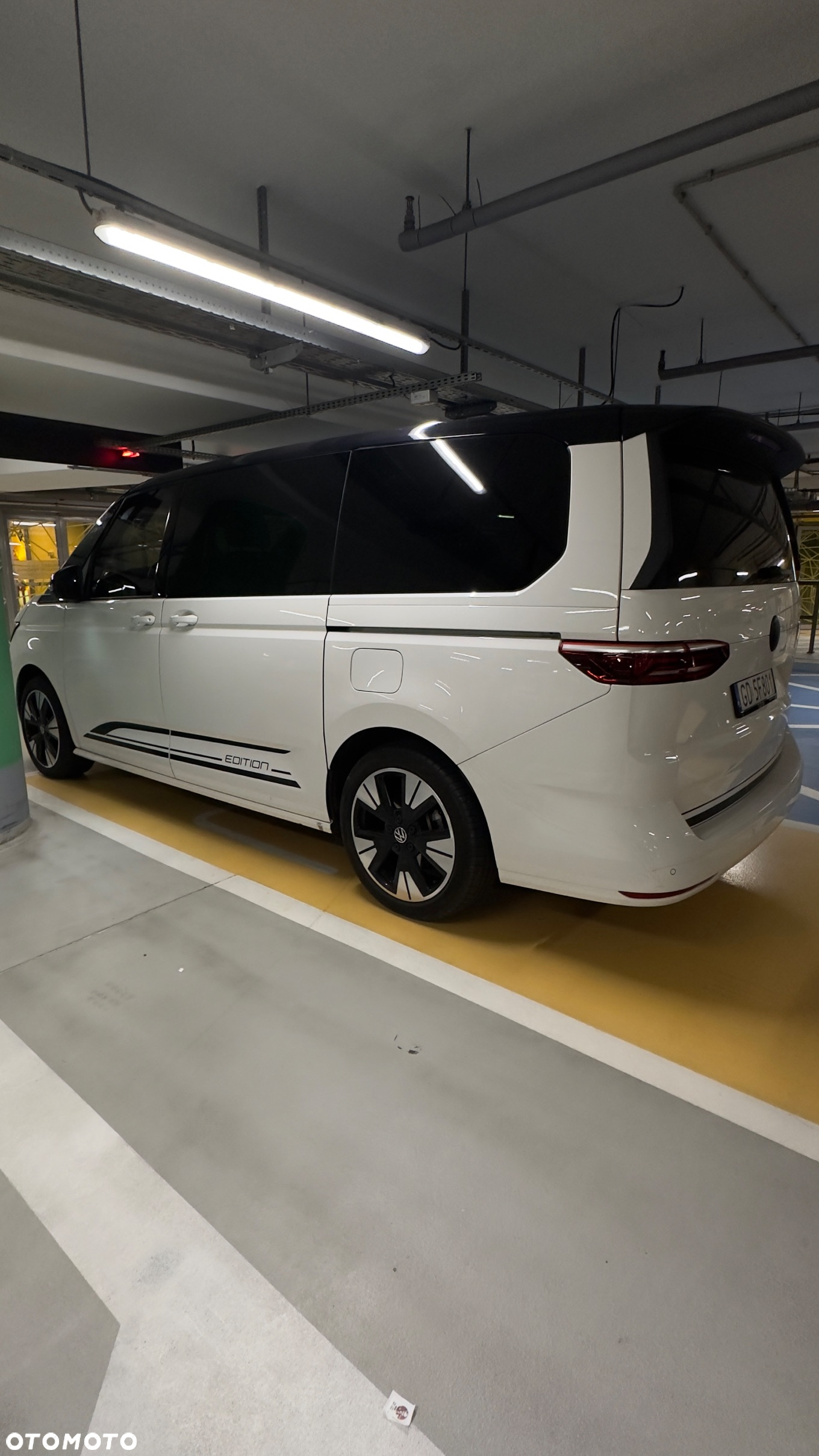 Volkswagen Multivan 2.0 TDI L2 Edition DSG - 24