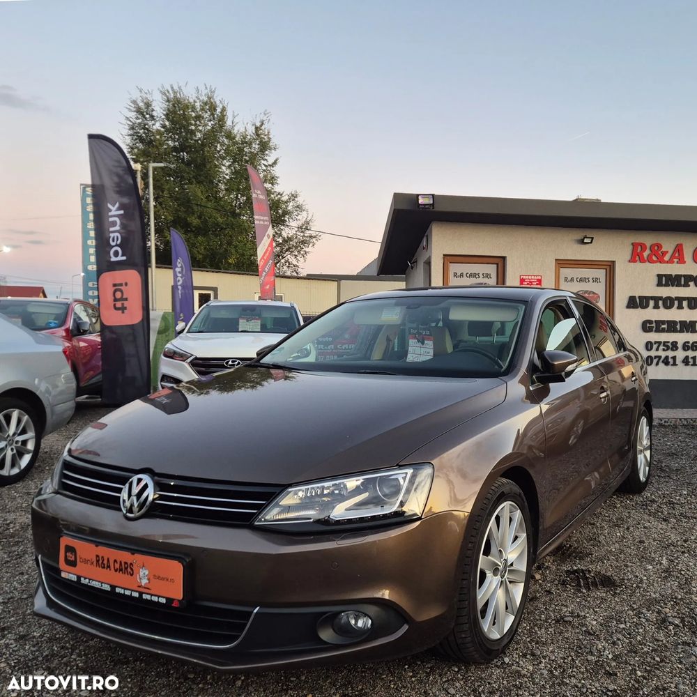 Volkswagen Jetta 1.4 TSI Sportline - 3