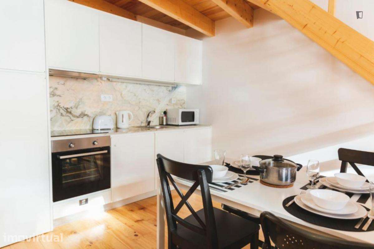 Apartamento com 1 quartos - localizado em Santo Ildefonso Porto - Grande imagem: 4/10