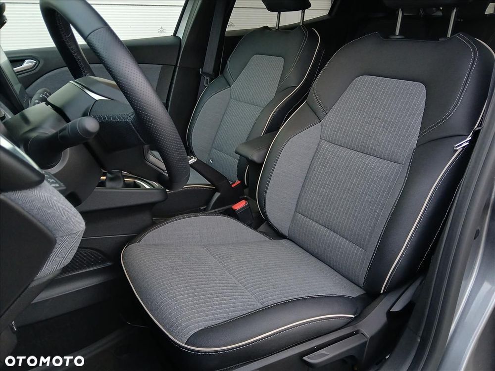 Renault Clio 1.0 TCe Techno - 9