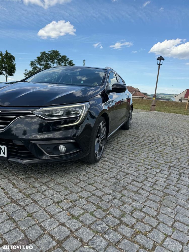 Renault Megane ENERGY dCi 110 EDC BOSE EDITION - 9