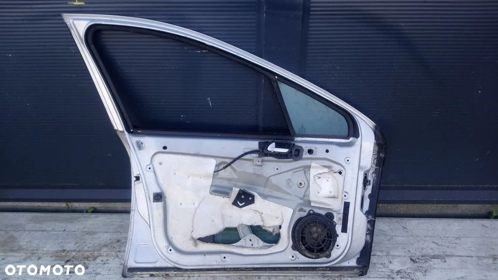 PEUGEOT 407 SW KOMBI DRZWI / KLAPA BAGAŻNIKA - 14