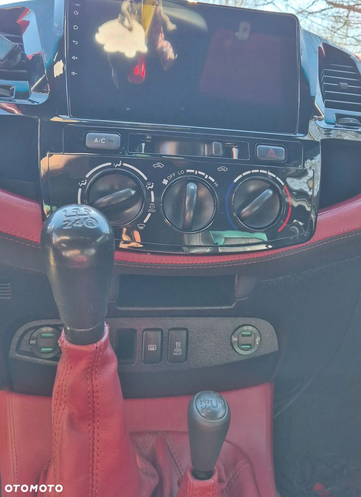 Toyota Hilux 2.5 D-4D SR5 - 29