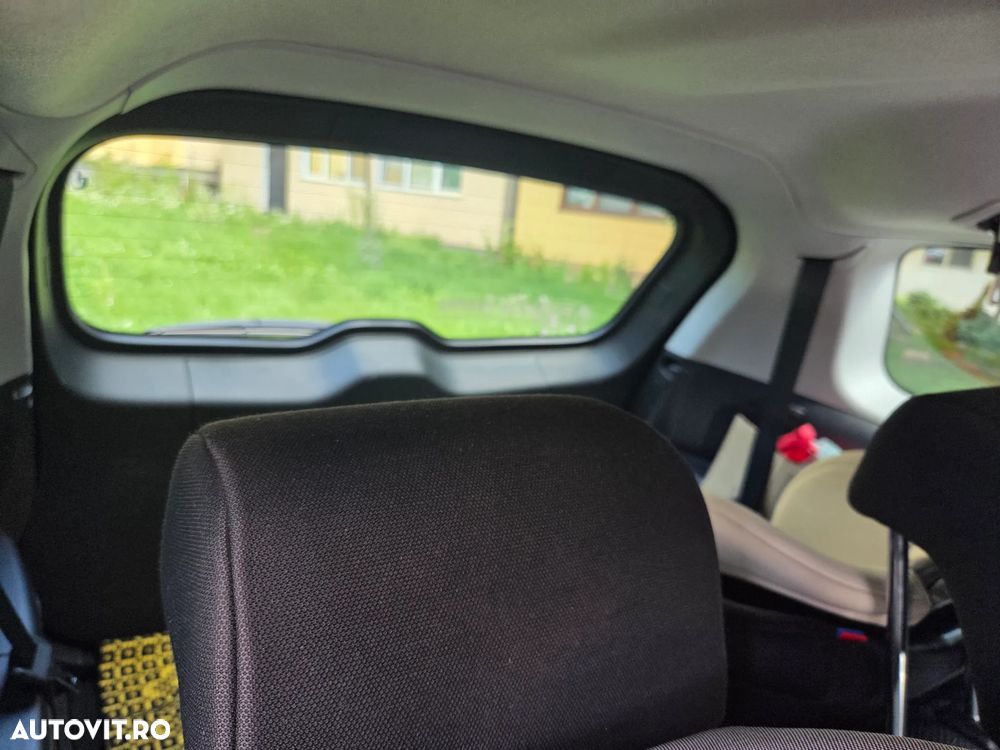 Mazda 5 2.0 CD DPF Active - 11