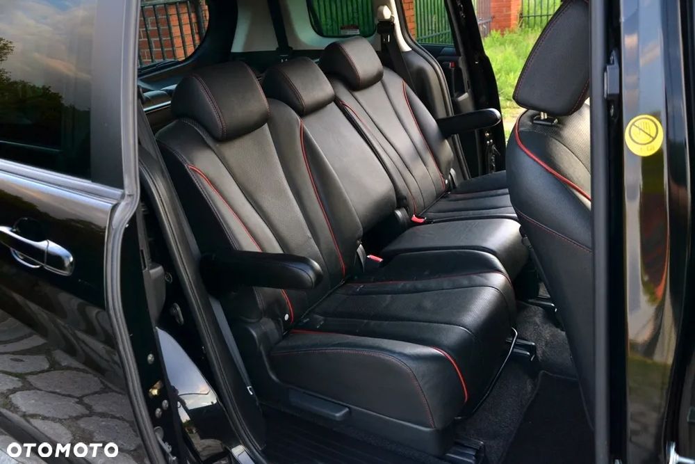 Mazda 5 2.0 Exclusive + - 21