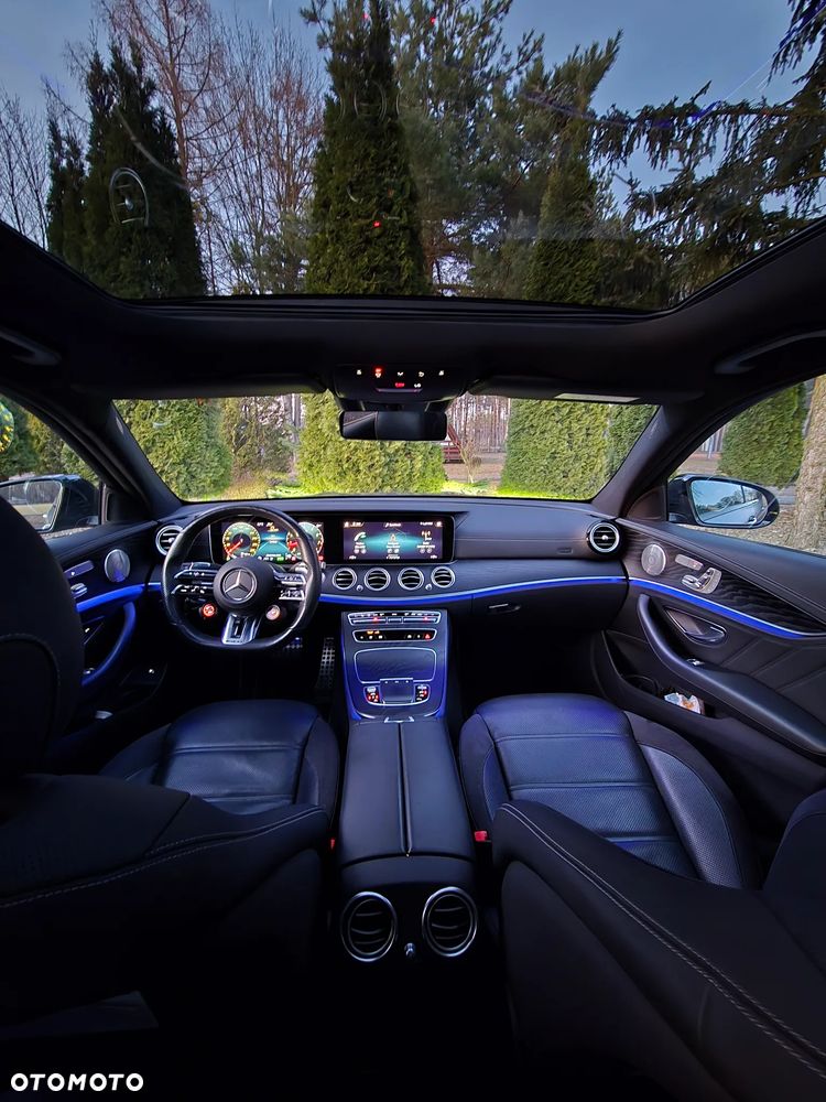 Mercedes-Benz Klasa E AMG 53 4-Matic+ - 12