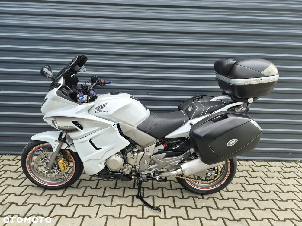 Honda CBF - 6