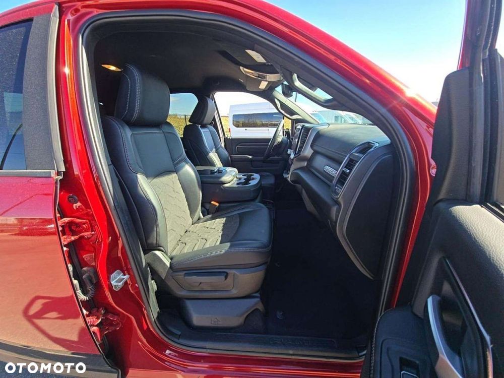 RAM 2500 - 12