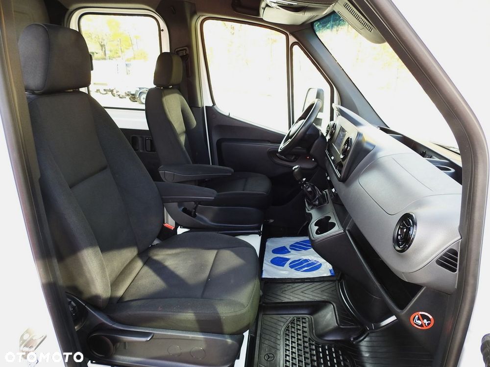 Mercedes-Benz SPRINTER 516 SKRZYNIA PODWÓJNA KABINA DOKA 6 MIEJSC TEMPOMAT KLIMATYZACJA BLIŹNIACZE KOŁA  160KM - 37