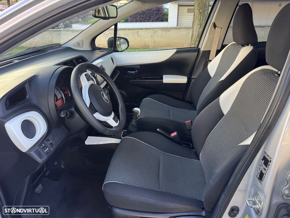 Toyota Yaris 1.4 D-4D Sport+P.Techno +Navi - 6