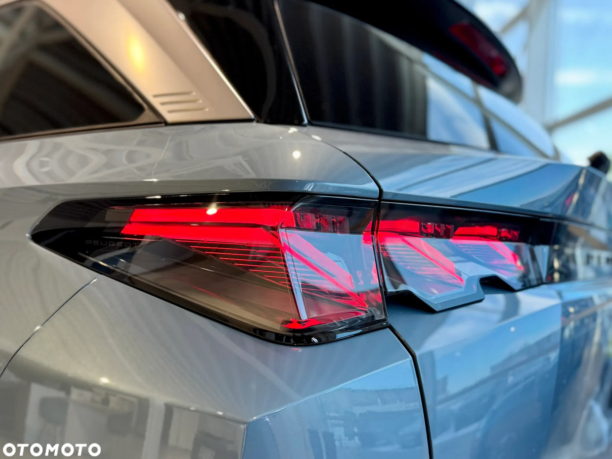 Peugeot 5008 1.6 PHEV GT S&S e-DCS7 - 9