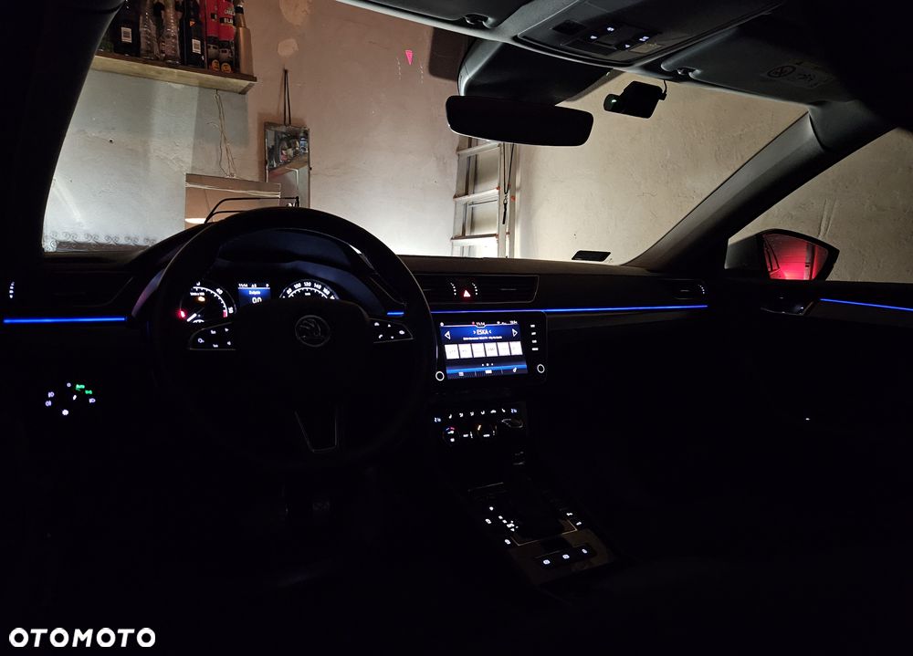 Skoda Superb 2.0 TDI Style DSG - 14
