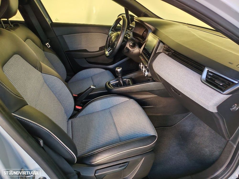 Renault Clio 1.0 TCe Techno - 12
