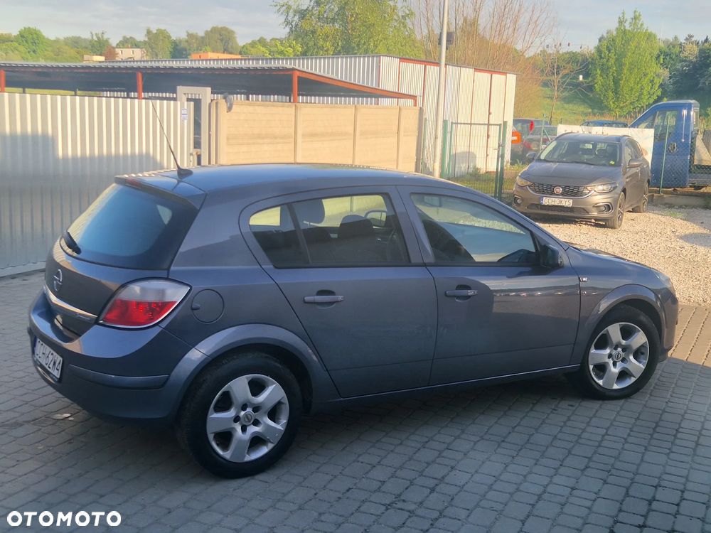 Opel Astra 1.6 Enjoy - 13