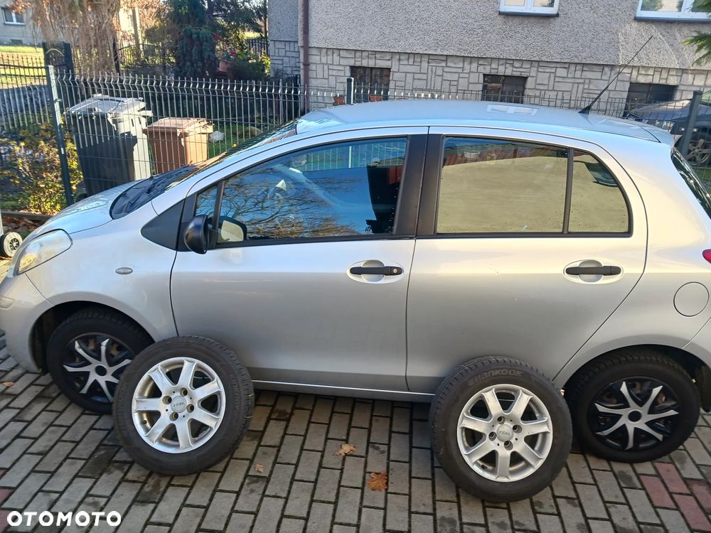 Toyota Yaris 1.0 Terra A/C - 5