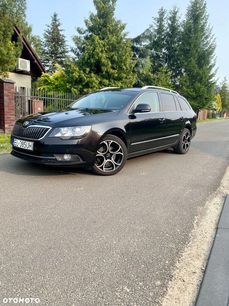 Skoda Superb 2.0 TDI Ambition DSG - 2