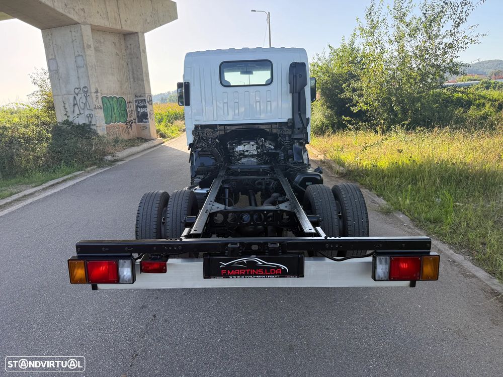Isuzu NLR 3.0 35.150 Ch. Curto - 9