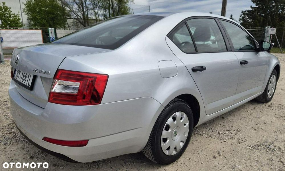 Skoda Octavia 1.6 TDI Style - 4