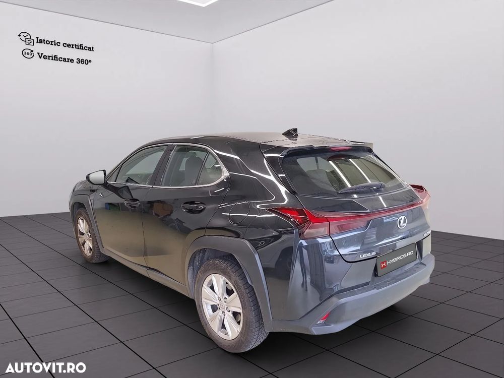 Lexus UX 250h Business Edition - 5