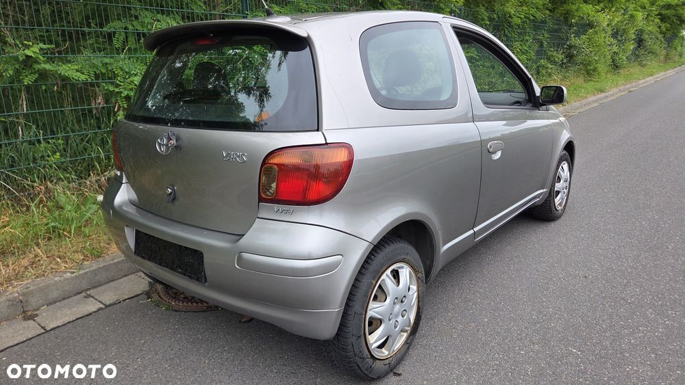 Toyota Yaris - 5