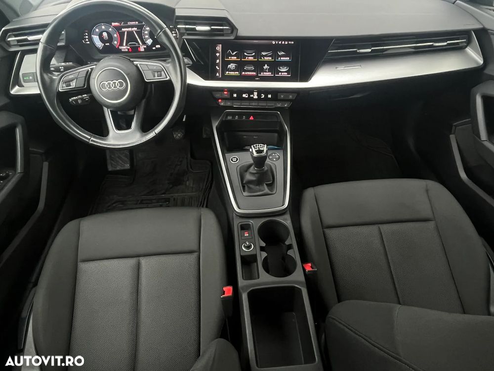 Audi A3 2.0 30 TDI Advanced - 9