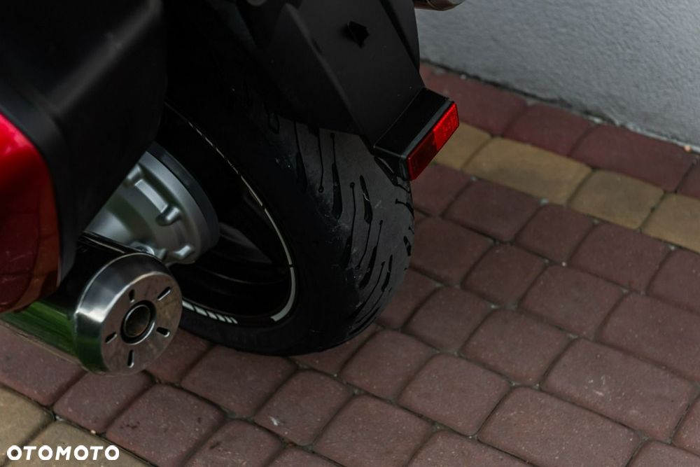 Yamaha FJR - 8