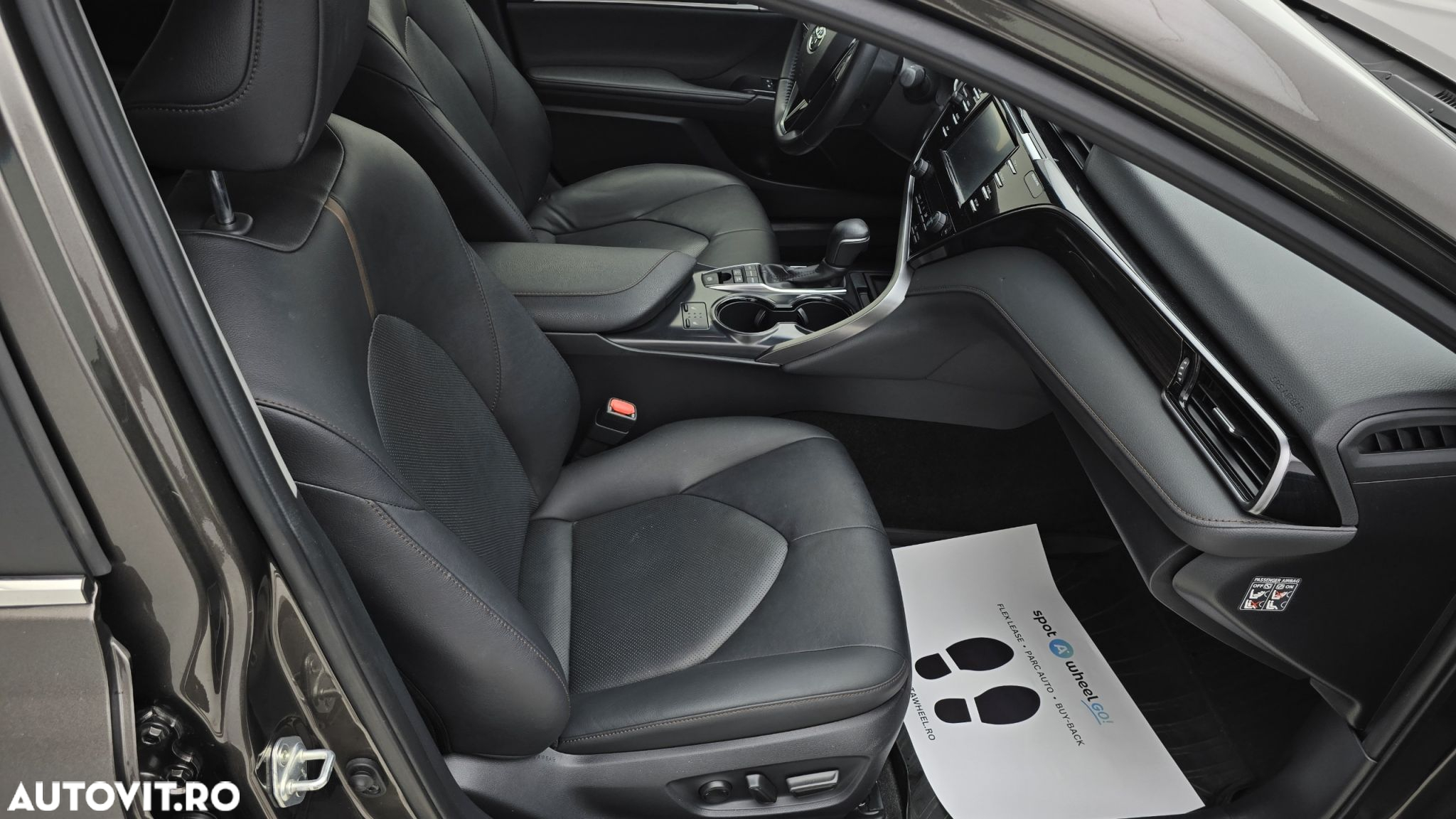 Toyota Camry - 19