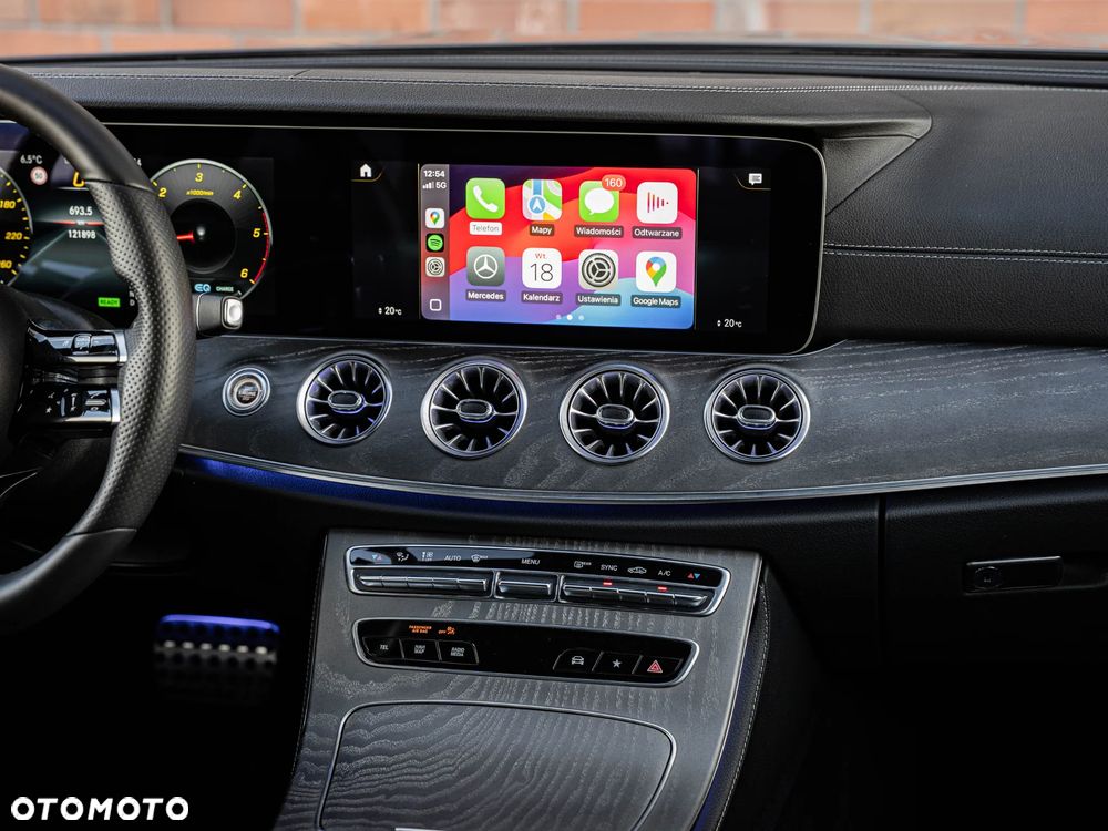 Mercedes-Benz CLS 300 d 4Matic 9G-TRONIC AMG Line - 31