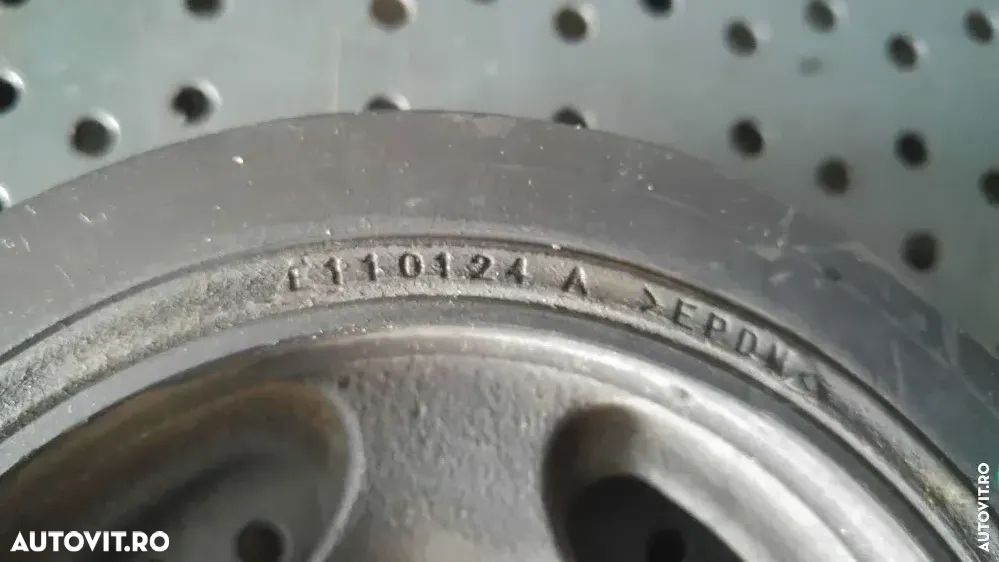 Fulie vibrochen 1.6 hdi citroen c4 e110124a - 2